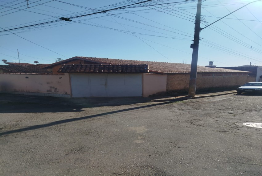 Excelente casa Jardim Figueira - Guaratinguetá